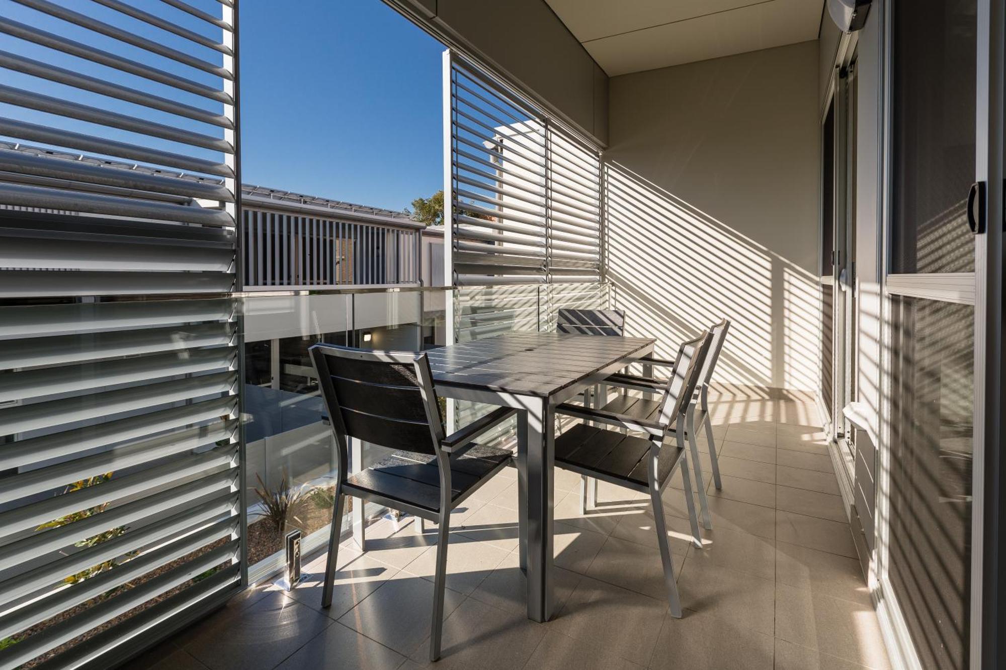 Hamilton Executive Apartments Ньюкасл Экстерьер фото