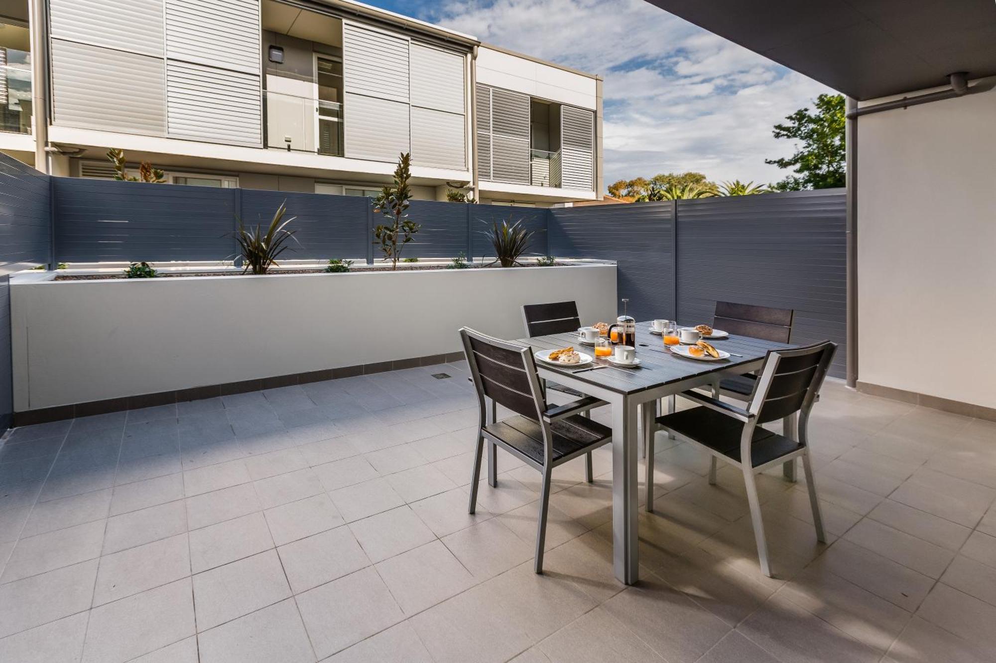 Hamilton Executive Apartments Ньюкасл Экстерьер фото